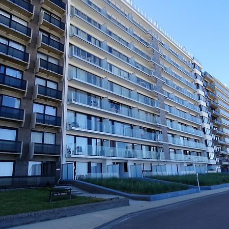 North Sea View Studio With Parking Middelkerke Luaran gambar