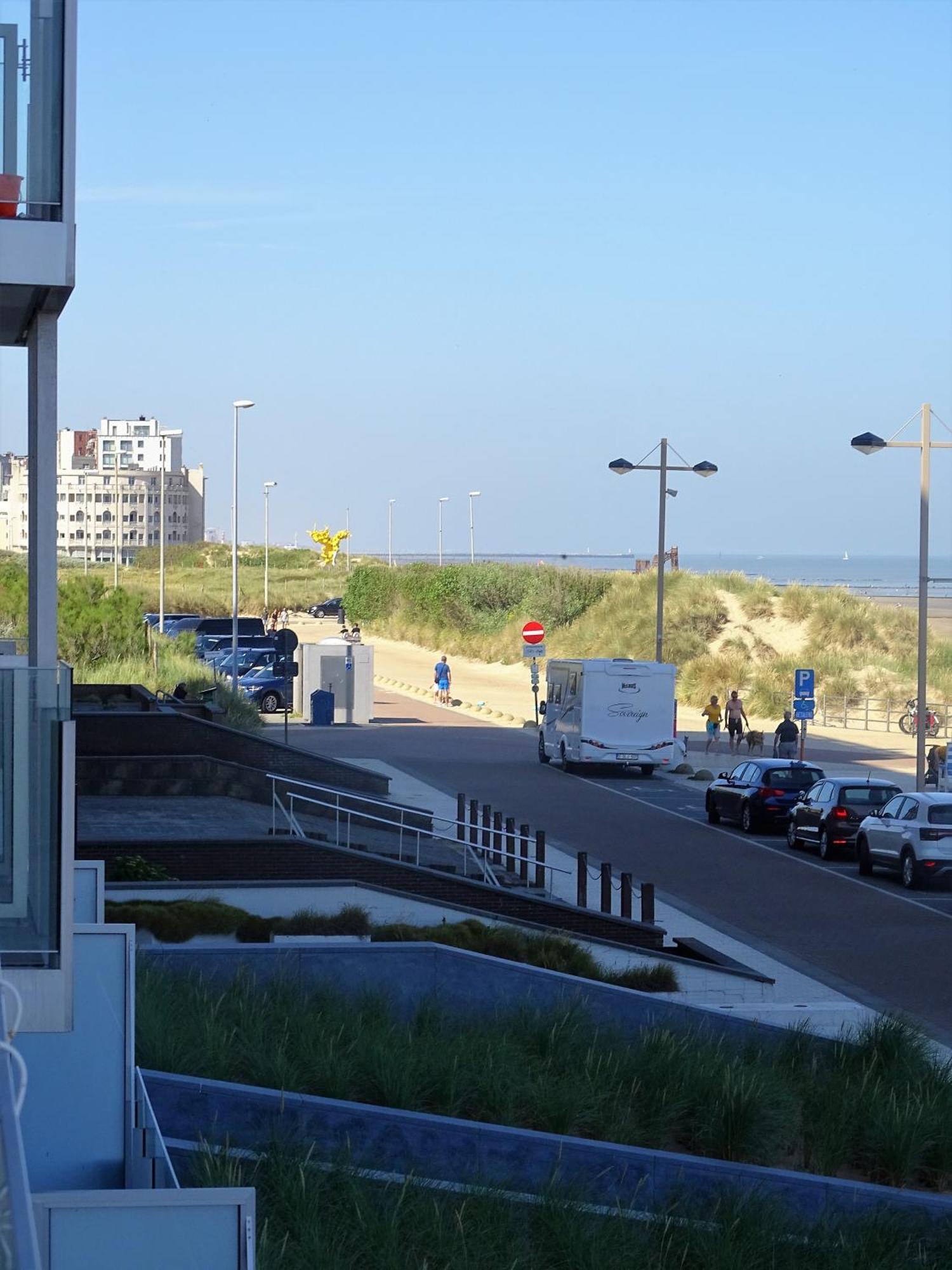 North Sea View Studio With Parking Middelkerke Luaran gambar